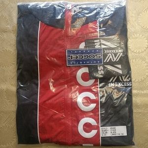 🇨🇦 3/25 soccer windbreaker NWT